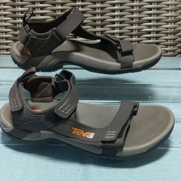 Teva Mens Size 12 main image 4